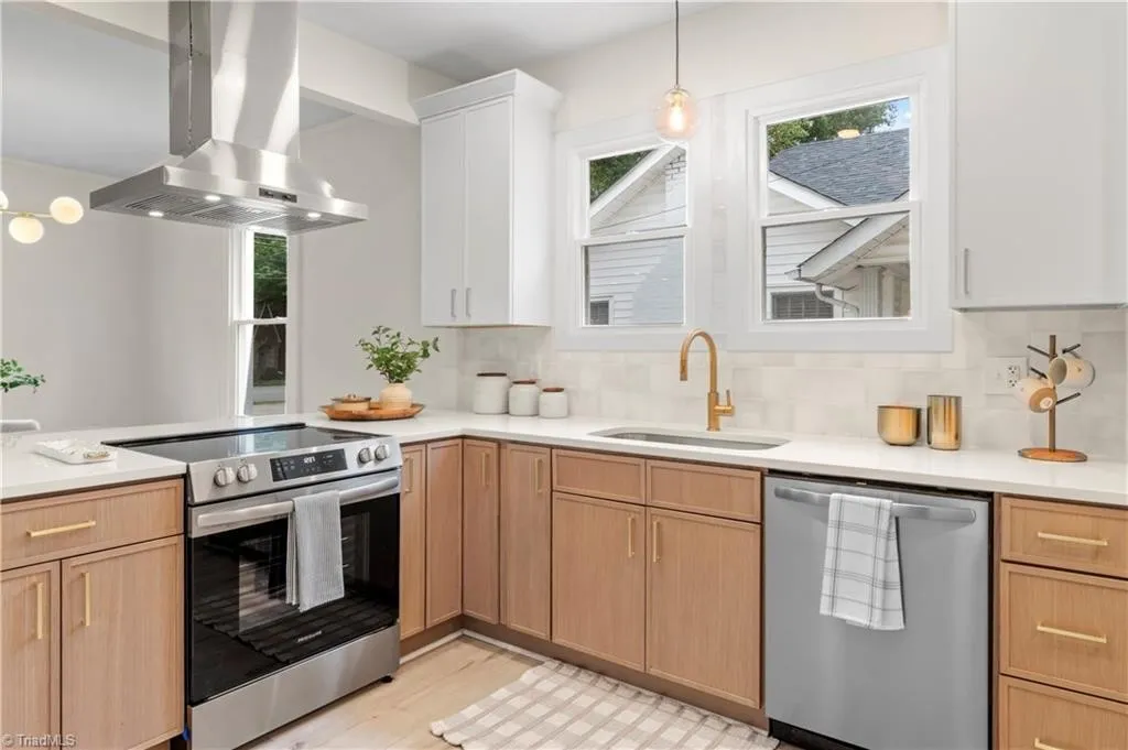 Polo Road Dutch Colonial kitchen renovation — Winston-Salem NC — Salem Builders